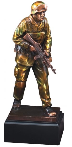 Military solider statue in camouflage holding gun mounted on black base, RFB063 is 4" x 12.5" Size, Weighs 3 lbs.