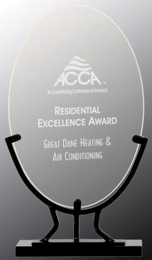 Vertical glass oval for engraving, mounted in black iron base, vg32 is 9.5" tall, weighs 2.6 lbs
